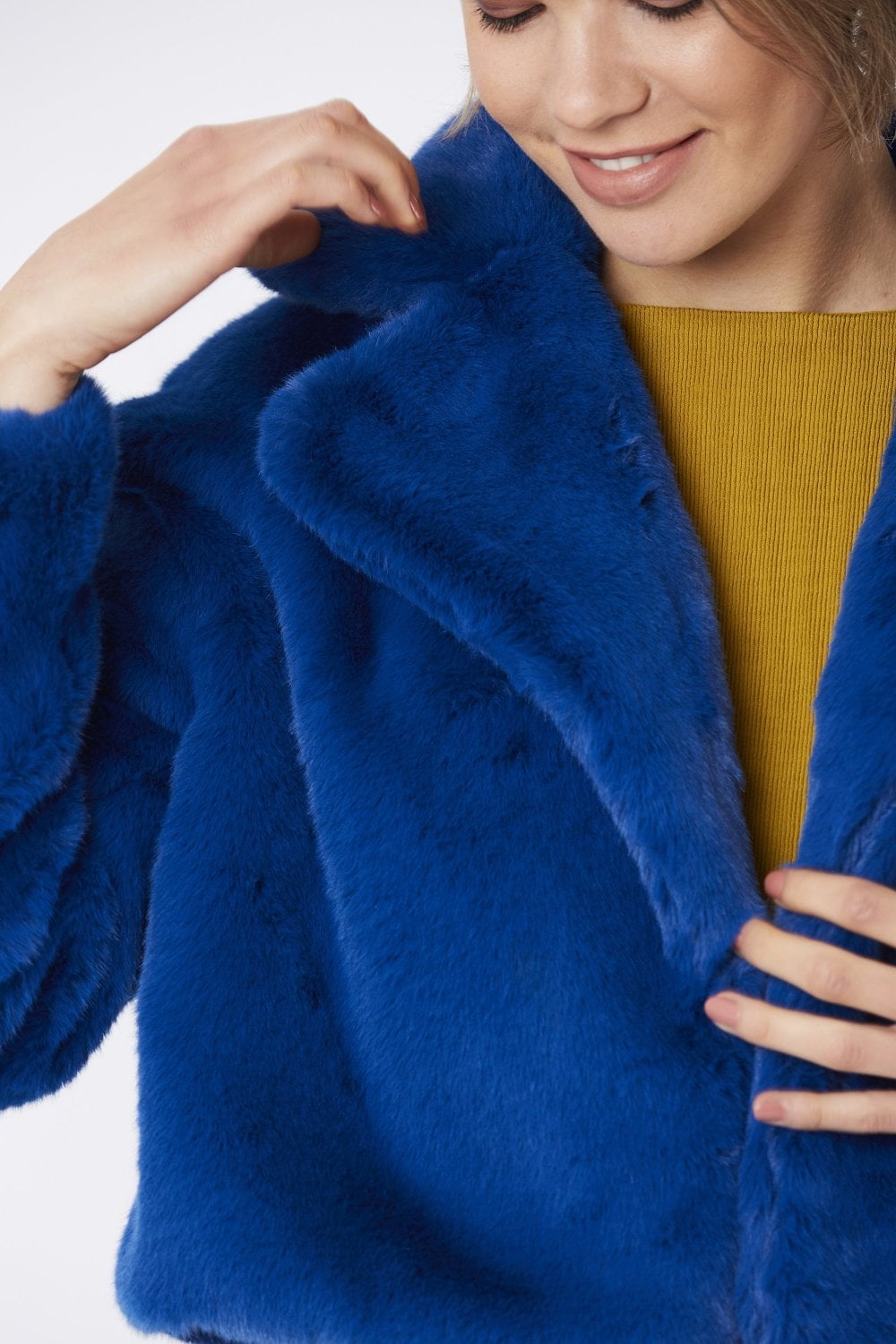 Blue Faux Fur Cropped Coat-3