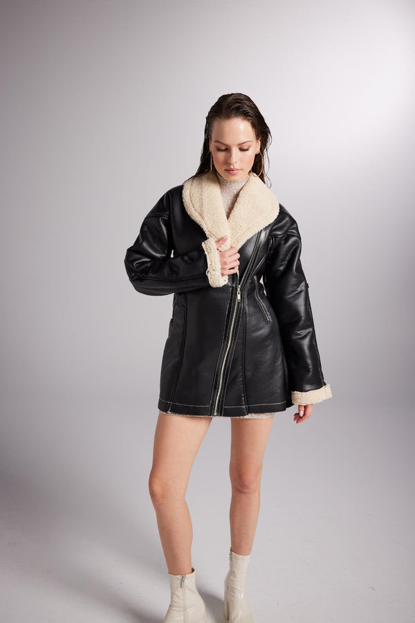 Monero Black Vegan Faux Leather Coat with Fur Lining-3