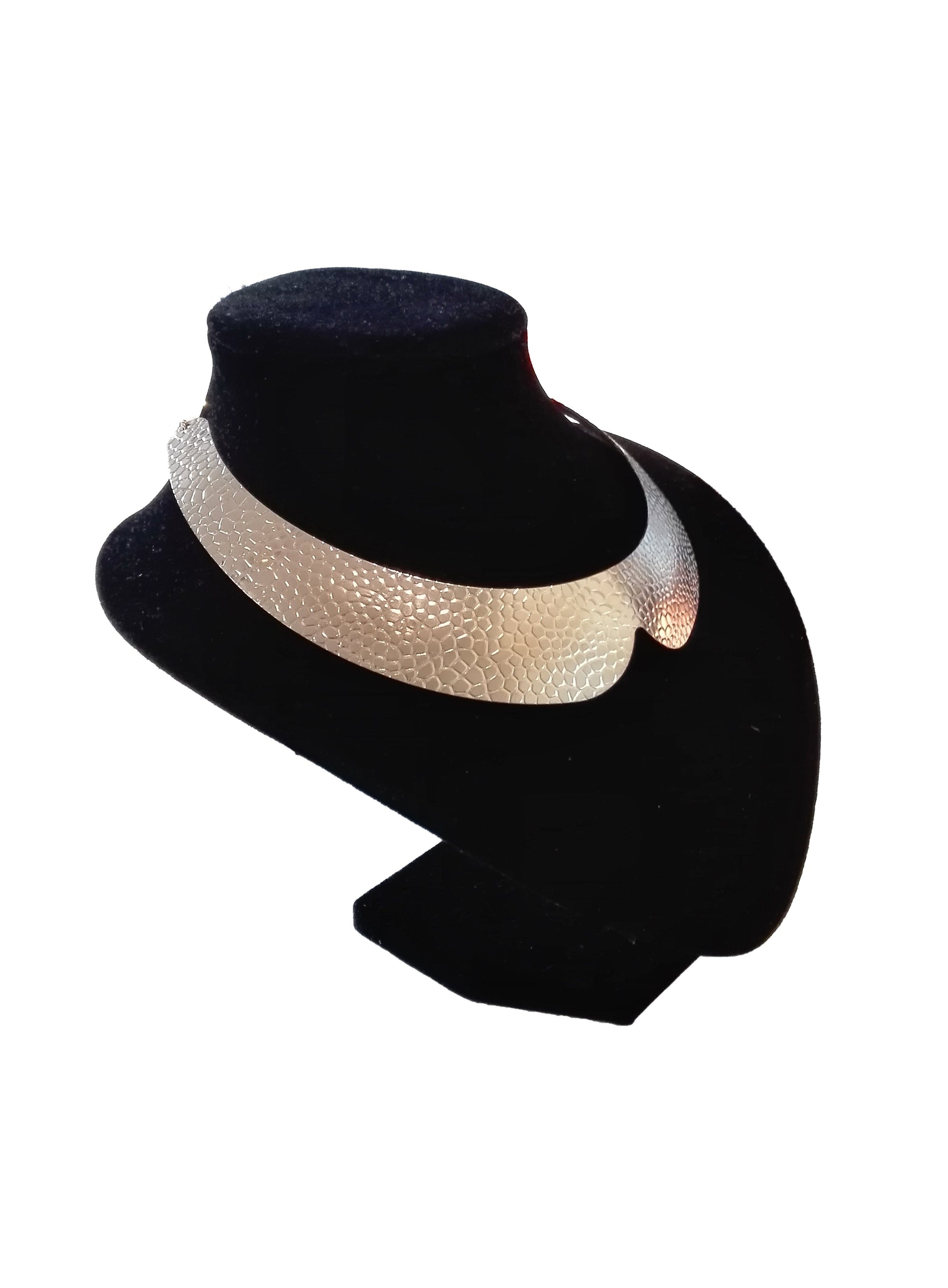 Gold Collar Necklace-2